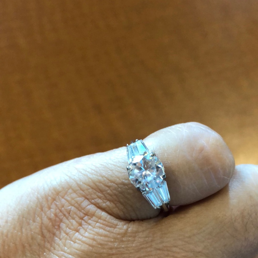 GORGEOUS RING!!!!